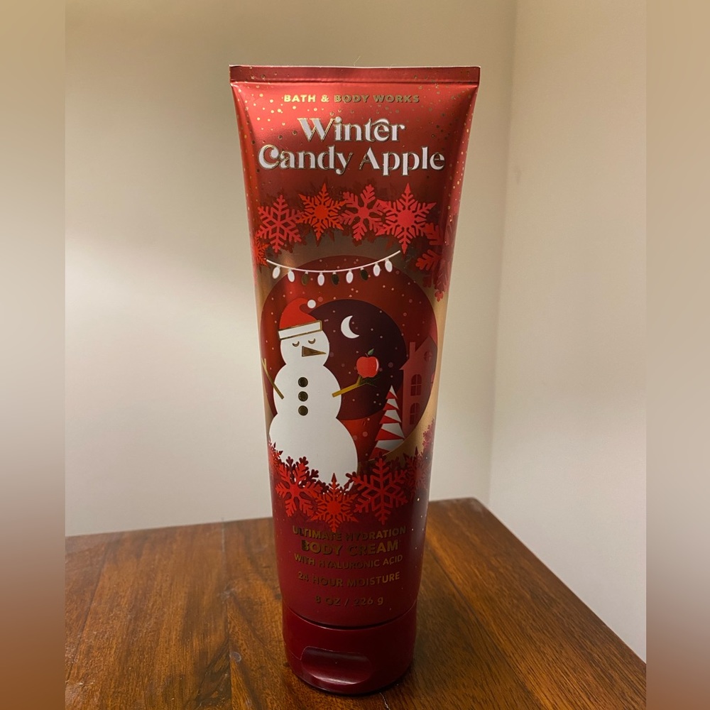 Bath and body works winter candy apple 🍎 ultra hydration body cream 8 oz / 226g